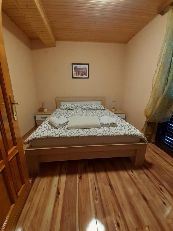 סטינג'ה Apartman Damjanovic מראה חיצוני תמונה